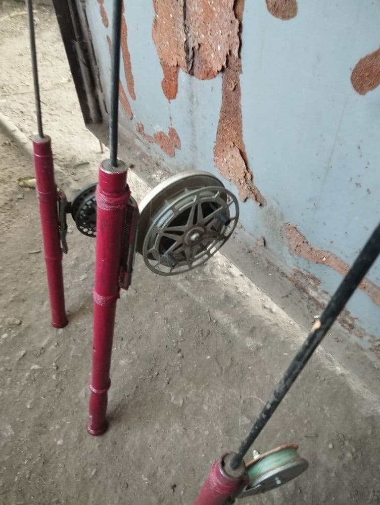 Спінінги з котушками, 3 шт., Матвіївка, Запорізька обл. — фото 4 з 5