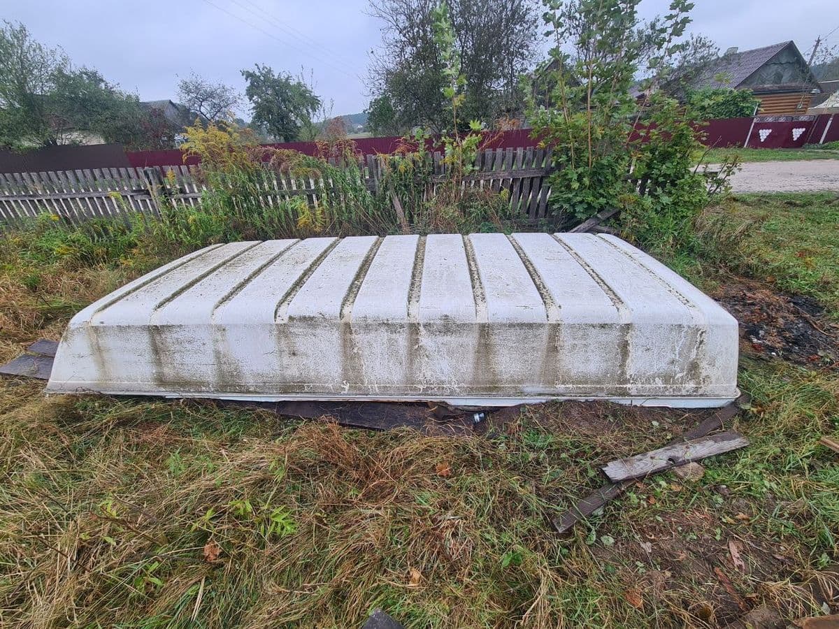 Скловолоконний човен 4,40 м, Баранівка, Житомирська обл.