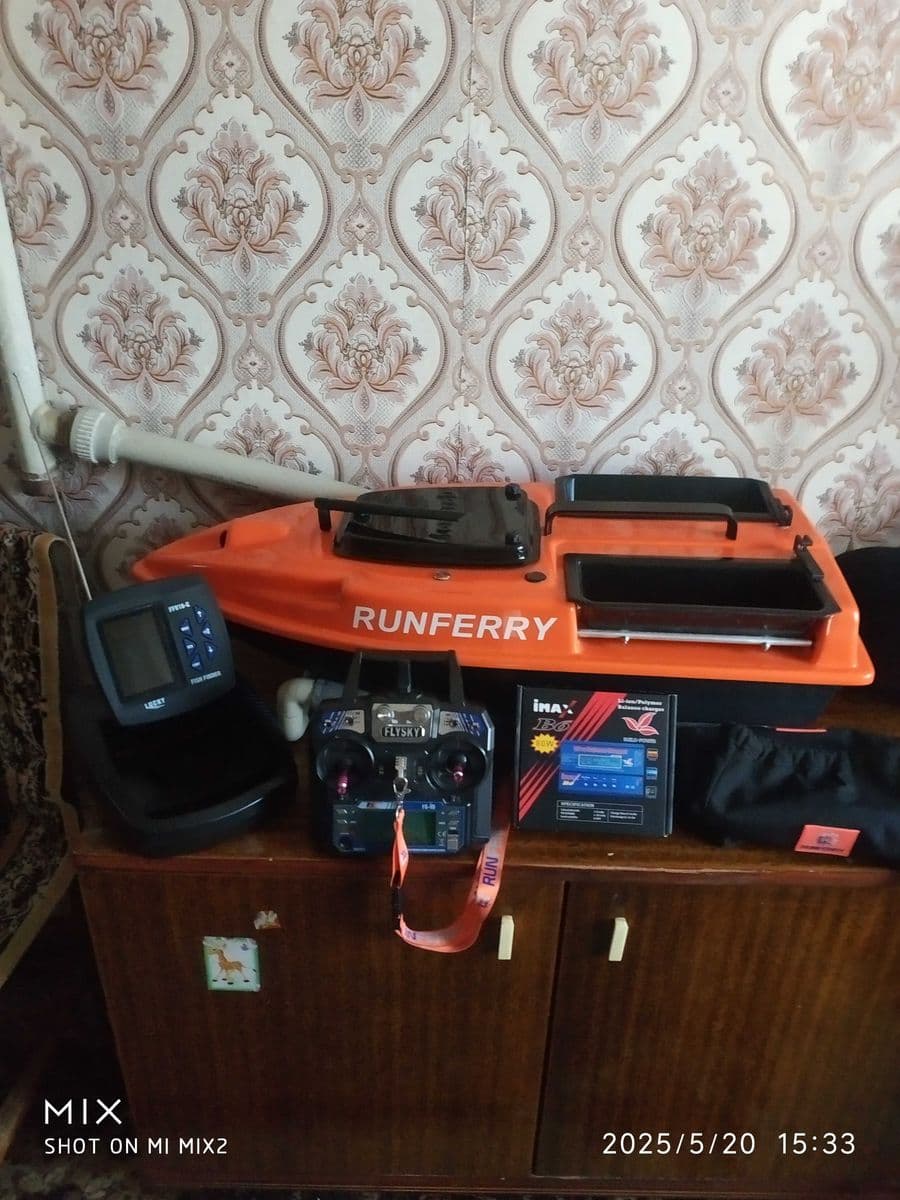 Прикормковий кораблик Runferry Camarad V3, Кам’янське, Дніпропетровська обл.