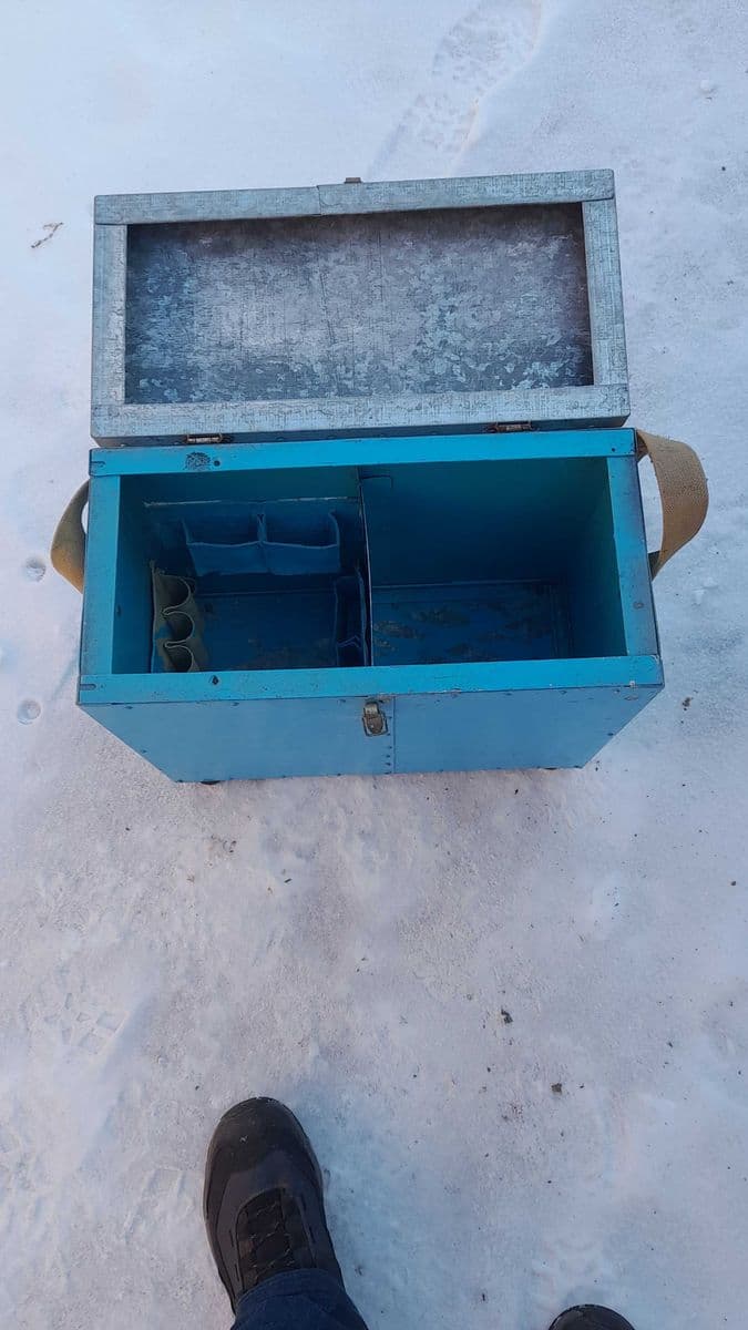 Зимовий риболовний ящик, Кропивницький, Кіровоградська обл.