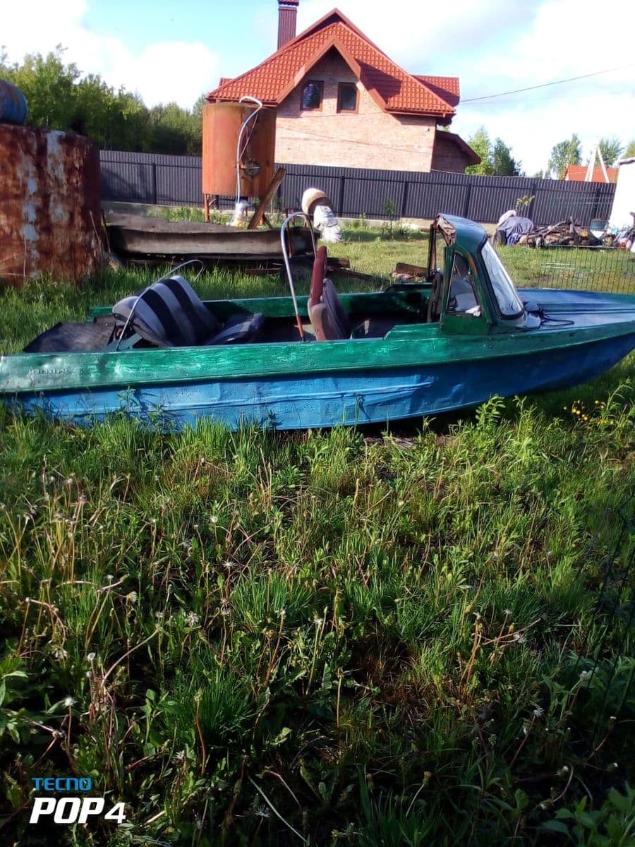 Катер Крим риболовний, Жовква, Львівська обл. — фото 3 з 5