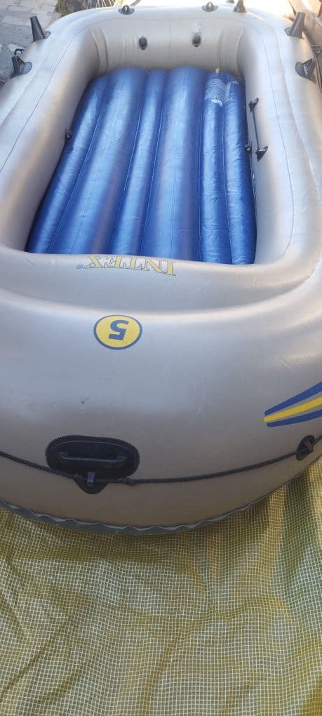Надувний човен на 5 місць, Млинів, Рівненська обл. — фото 2 з 4