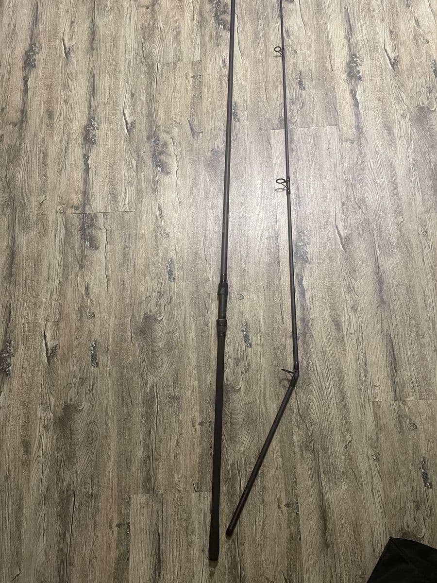 Коропове вудилище Daiwa Black Widow XT, Рівне, Рівненська обл.