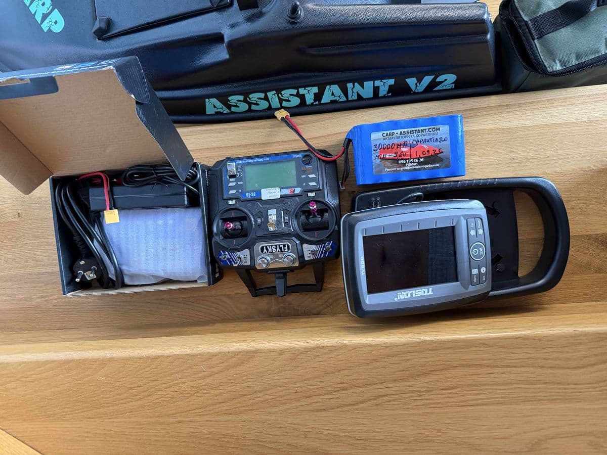 Прикормковий кораблик Carp Assistant V2 з ехолотом, Львів, Львівська обл. — фото 4 з 4