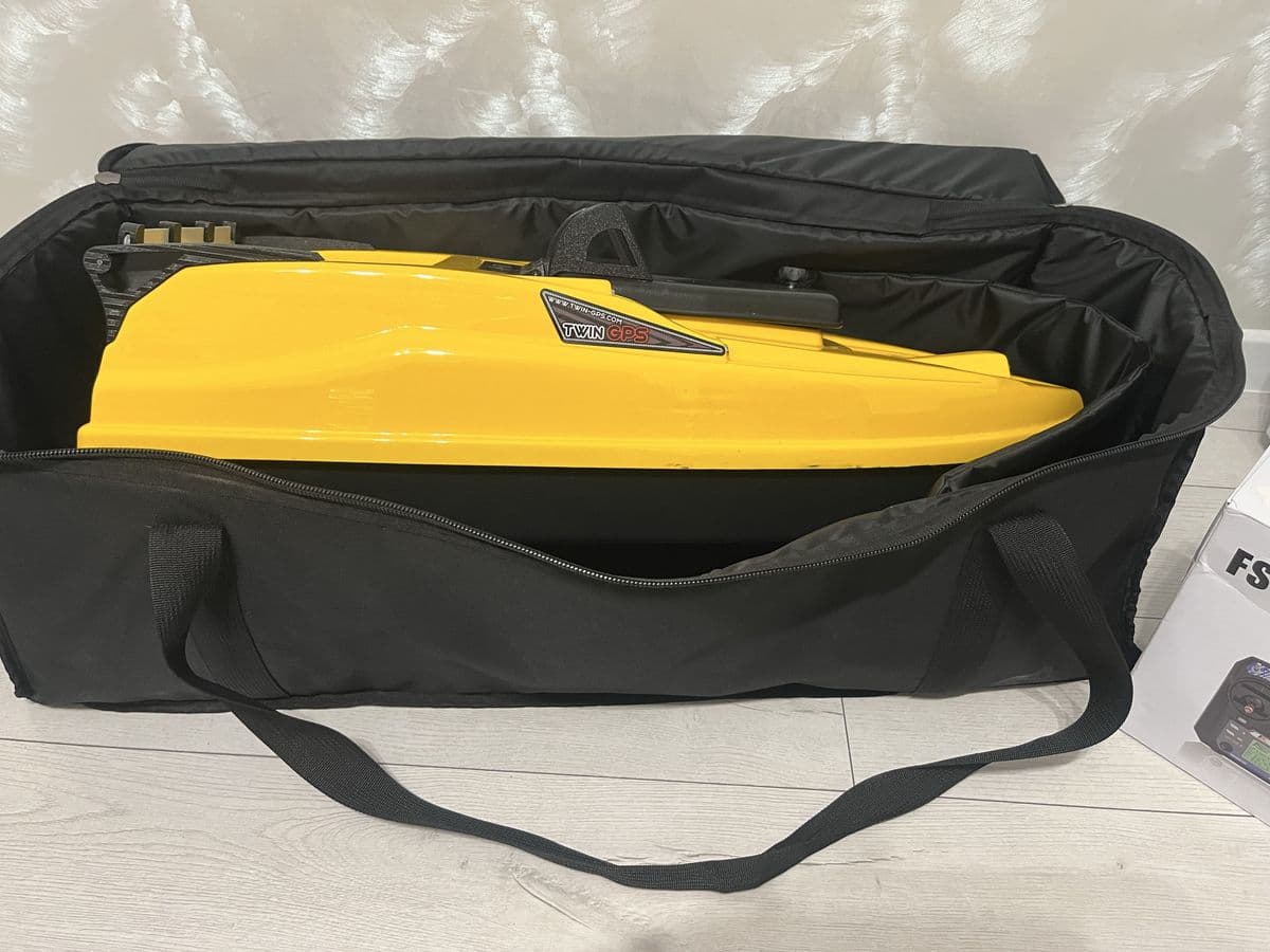 Прикормковий кораблик Max Twin F2 з GPS, Житомир, Житомирська обл.