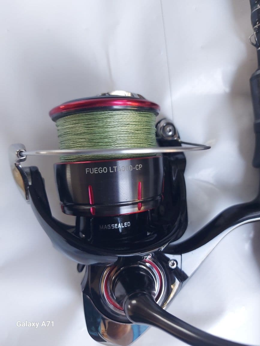 Спінінгова котушка Daiwa Fuego 4000-CP, Сокирна, Черкаська обл. — фото 2 з 5