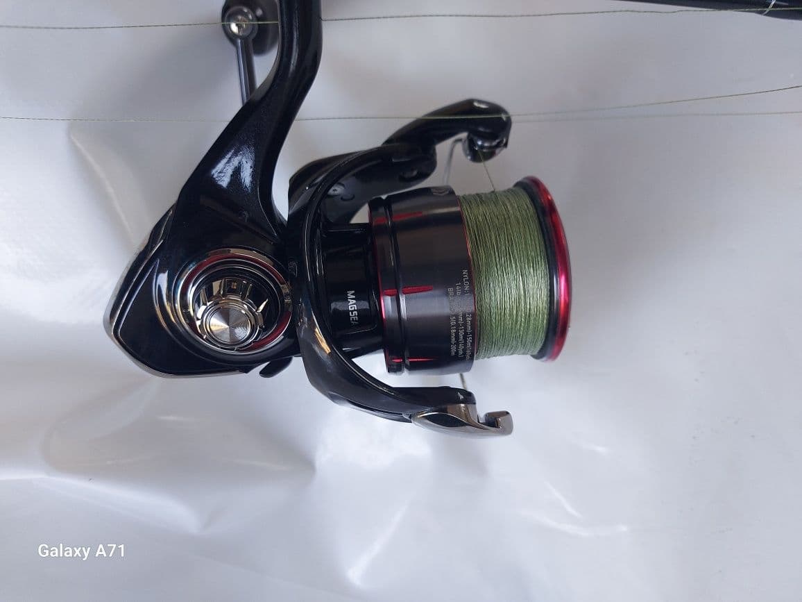 Спінінгова котушка Daiwa Fuego 4000-CP, Сокирна, Черкаська обл. — фото 3 з 5