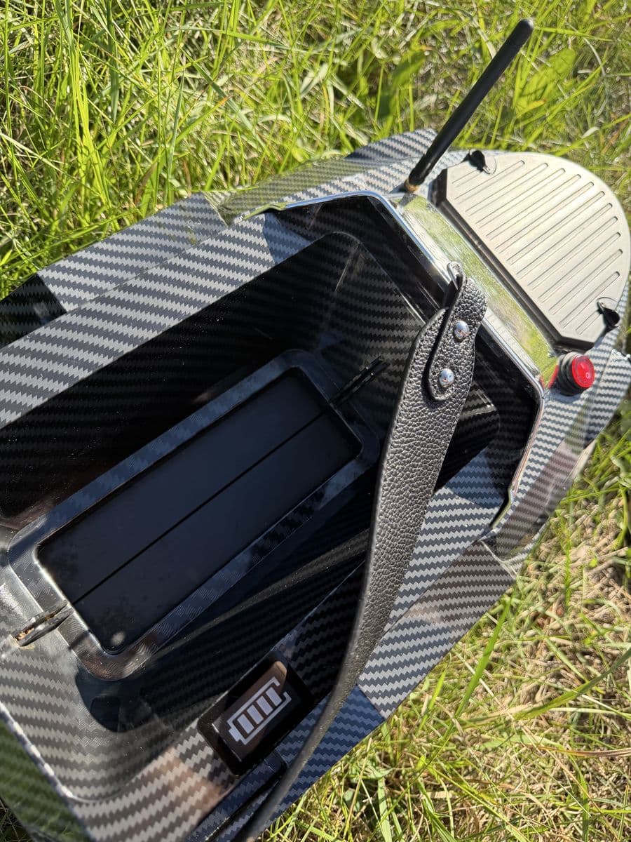 Кораблик для завозу прикормки Flytec V080 з GPS та ехолотом, Житомир, Житомирська обл. — фото 4 з 4