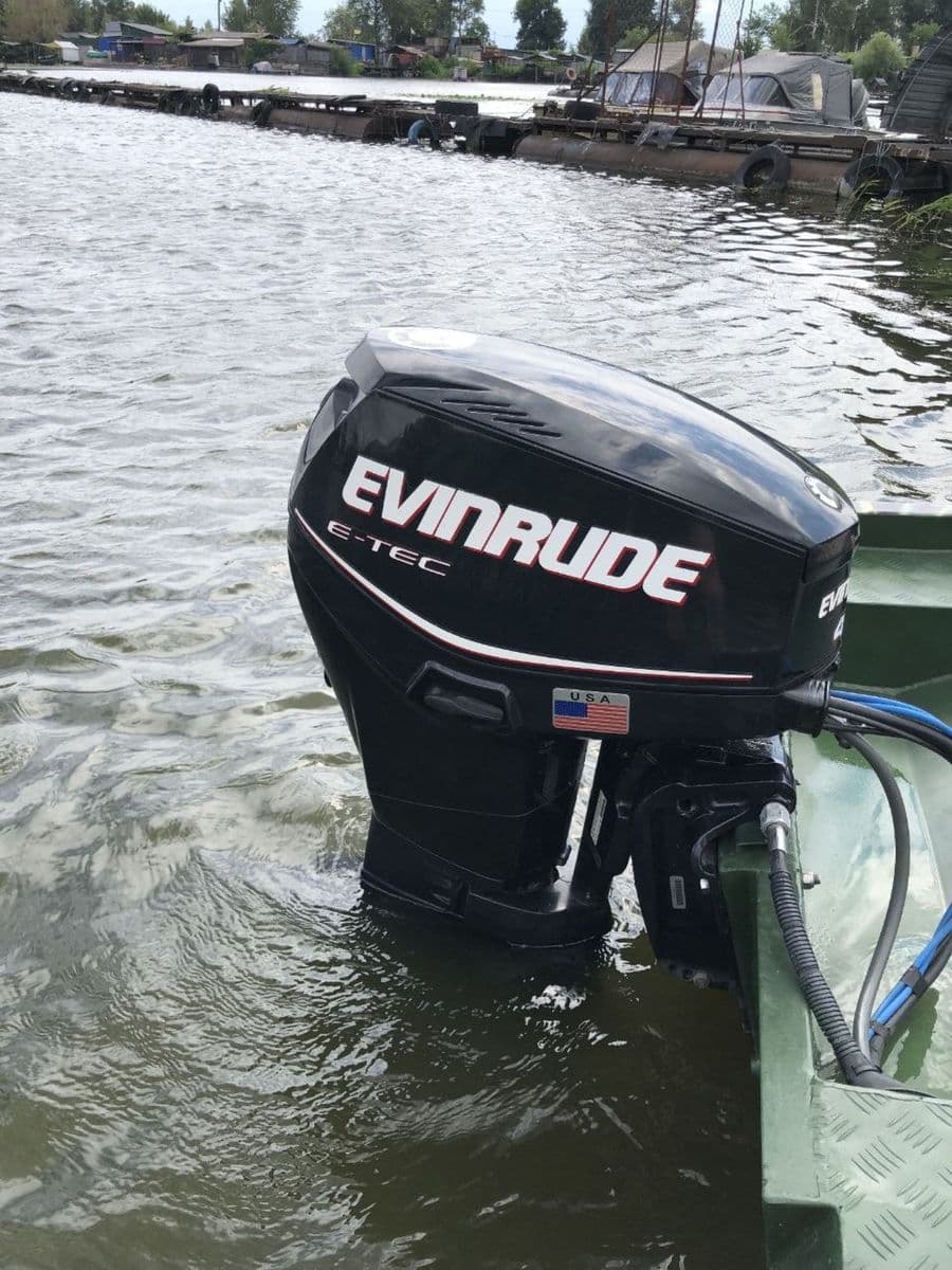 Човен Крим з мотором Evinrude E-Tec 40, Горішні Плавні, Полтавська обл.