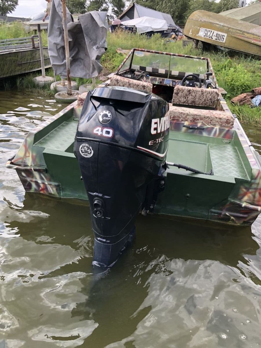 Човен Крим з мотором Evinrude E-Tec 40, Горішні Плавні, Полтавська обл. — фото 4 з 5