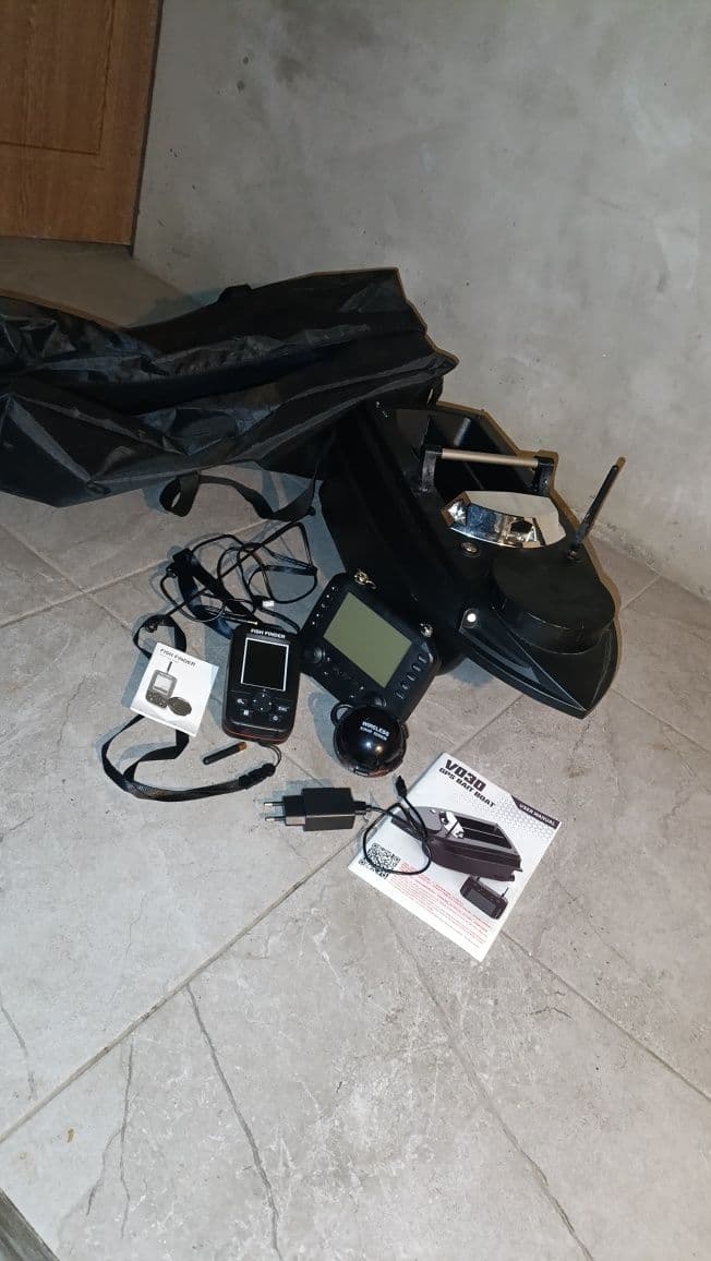 Кораблик для прикормки Flytec V030 з GPS та ехолотом, Буськ, Львівська обл.