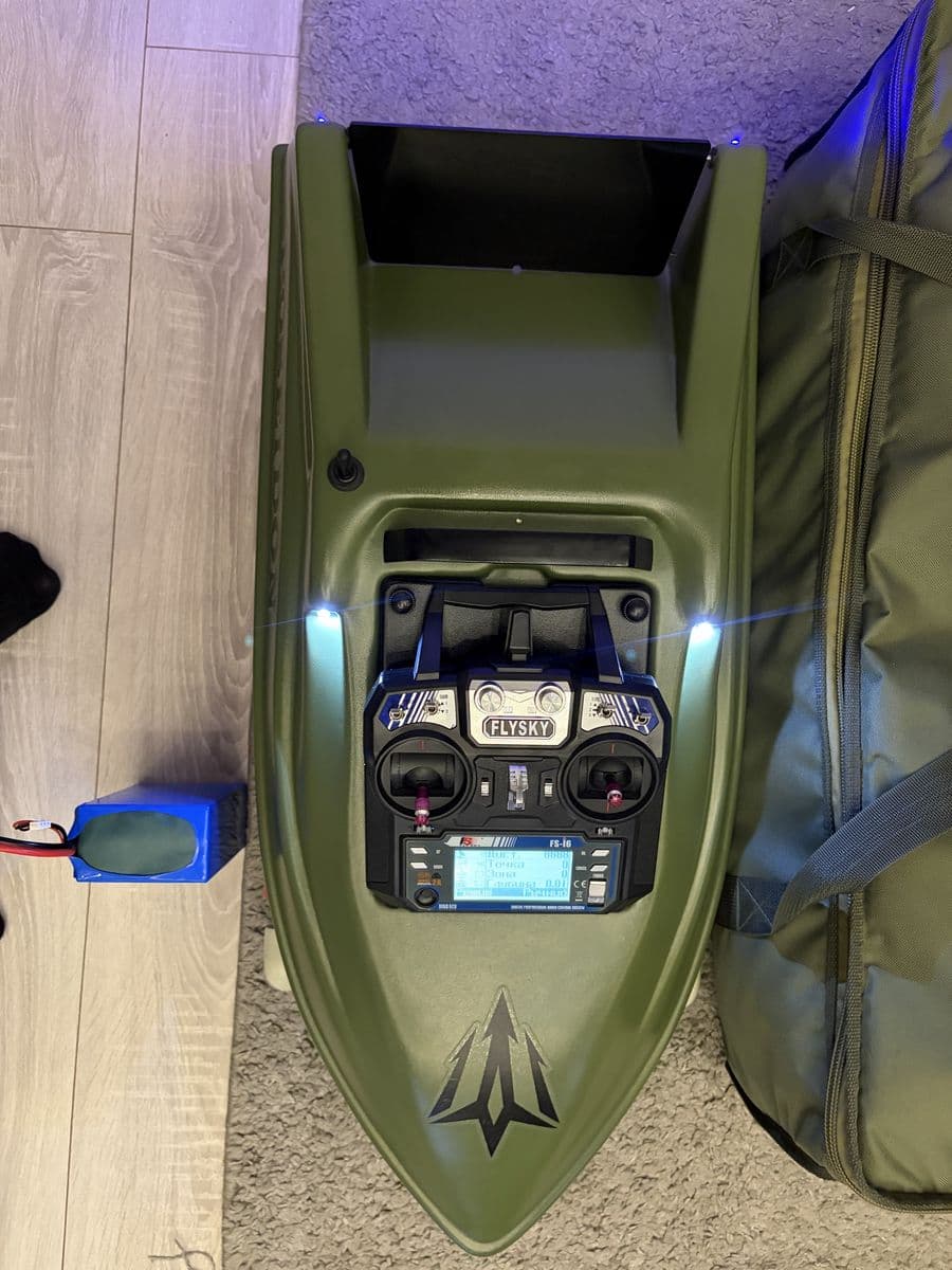 Кораблик для завозу прикорму з GPS 9+1 підшипників, Луцьк, Волинська обл. — фото 5 з 5