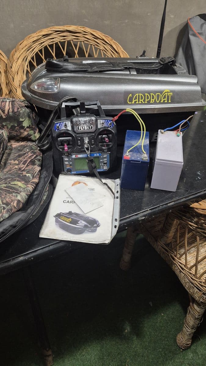 Прикормковий кораблик Carbot з GPS, Миколаїв, Миколаївська обл. — фото 3 з 4