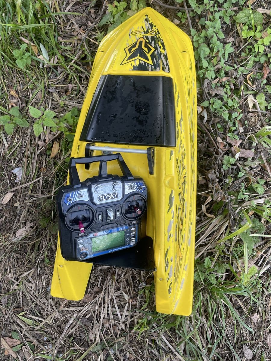 Карповий кораблик Fox T2 з GPS, Рівне, Рівненська обл. — фото 2 з 2