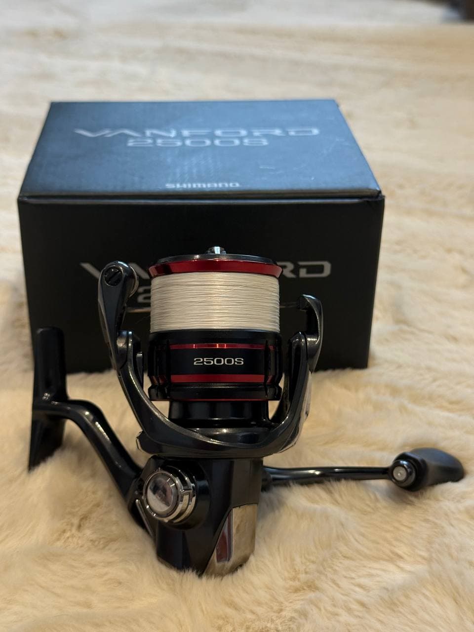 Спінінгова котушка Shimano Vanford 2500S — фото 2 з 5