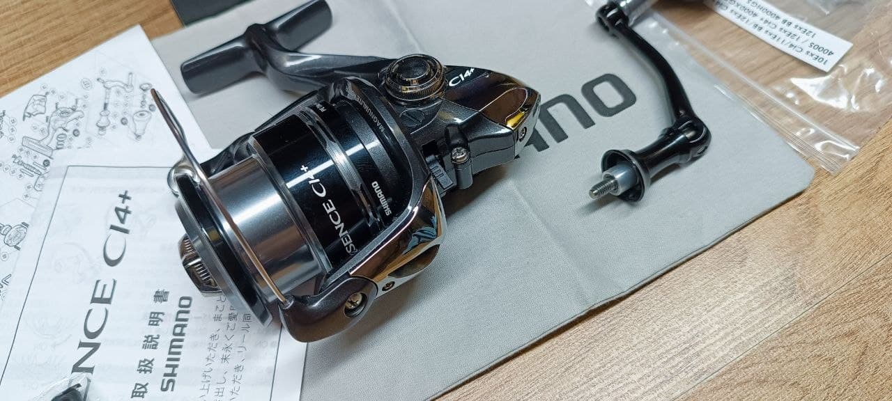 Котушка Shimano Exsence CI4+ 4000XGS JDM — фото 5 з 5