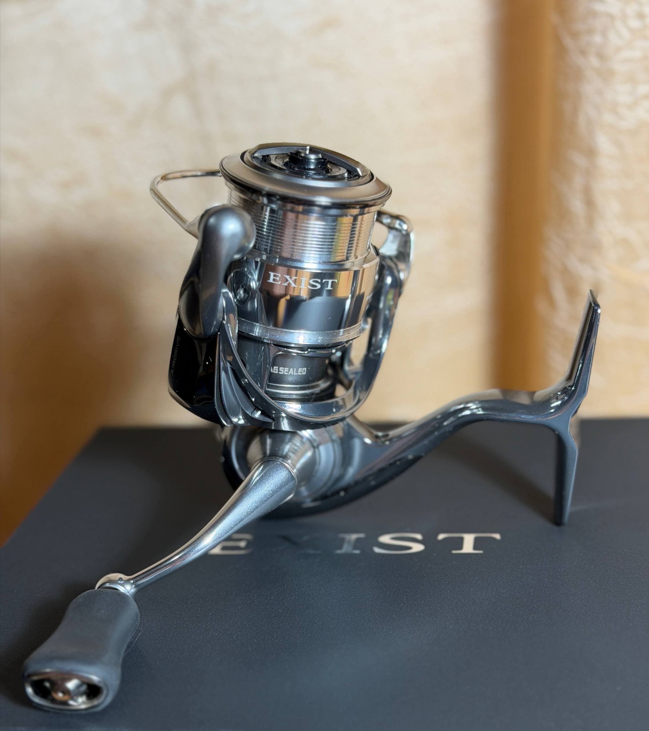 Котушка Daiwa 22 Exist SF2000SS-P