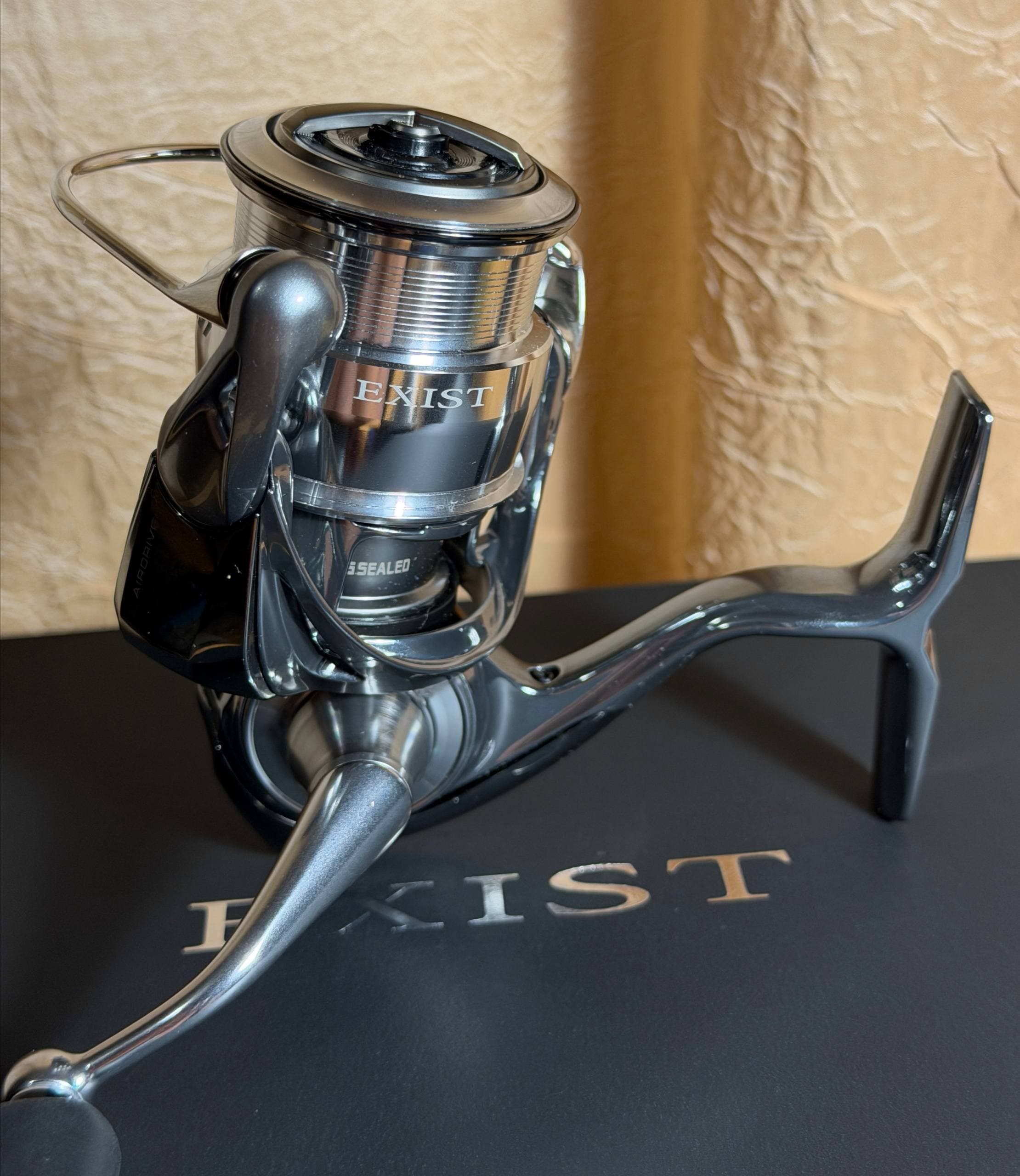 Котушка Daiwa 22 Exist SF2000SS-P — фото 3 з 5