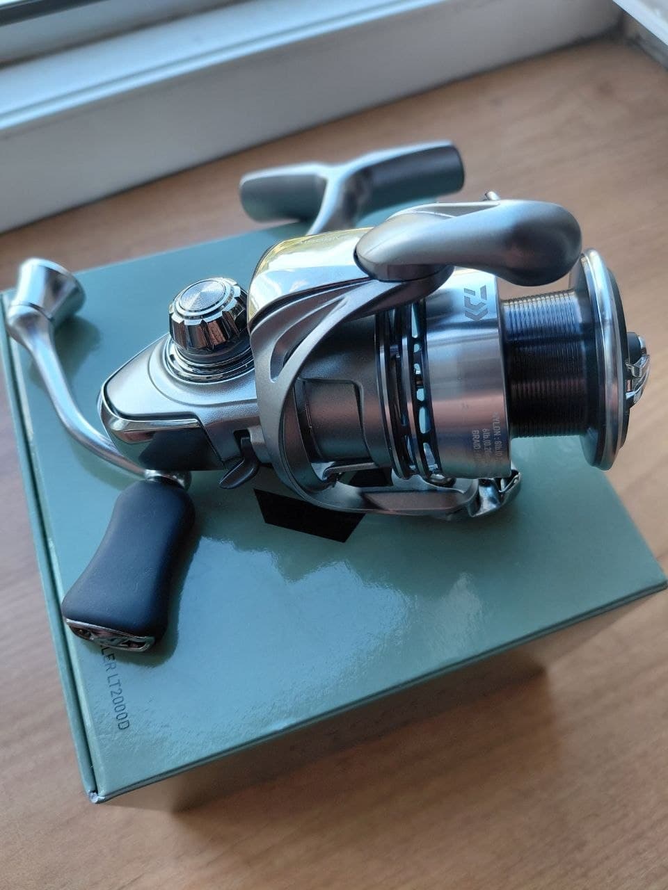 Котушка Daiwa 23 Exceler LT2000D — фото 3 з 5