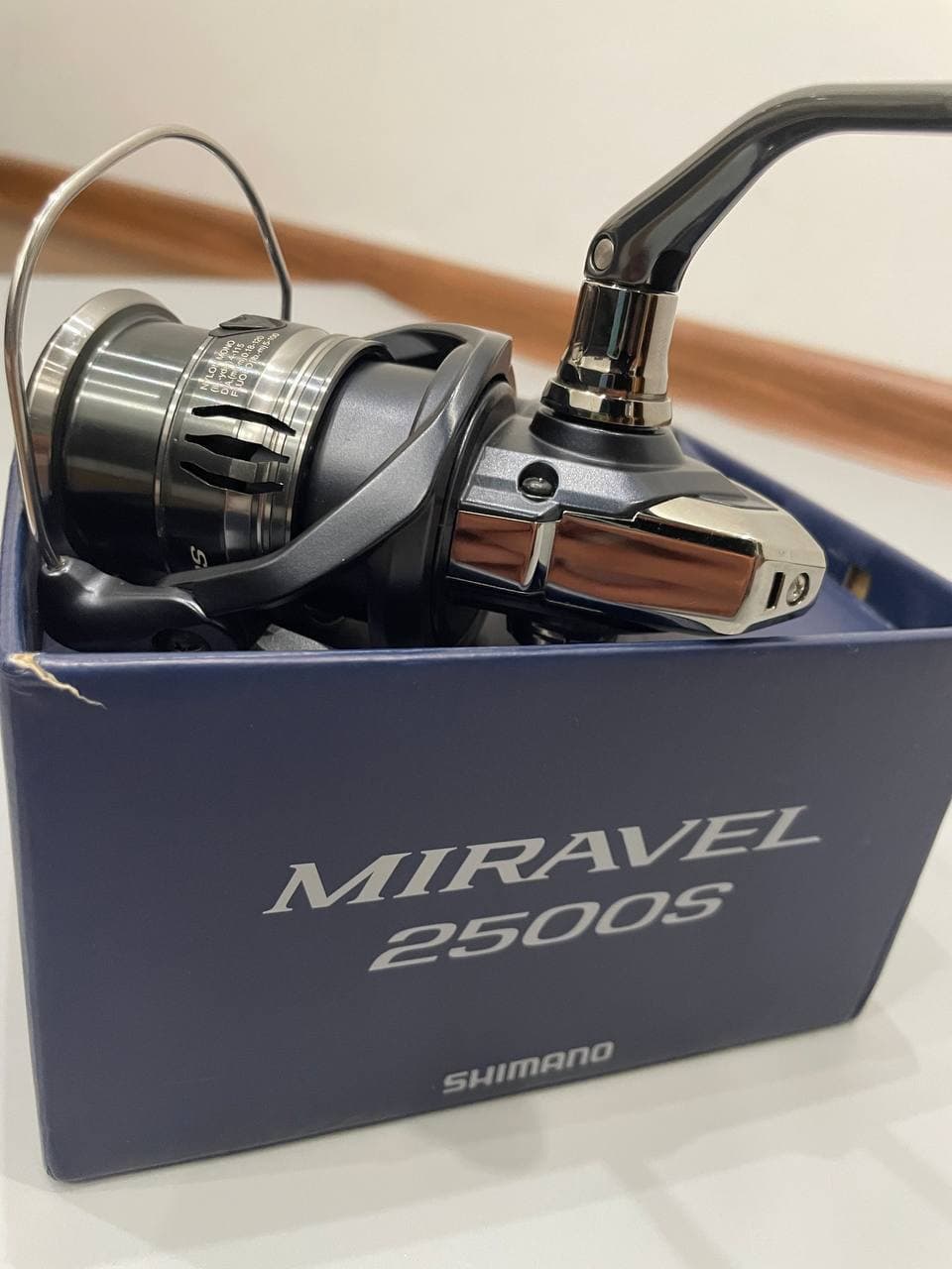 Спінінгова котушка Shimano Miravel 22 2500S — фото 4 з 5