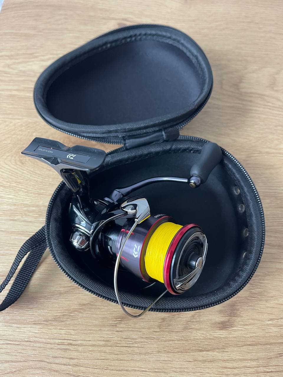 Котушка Daiwa 23 Fuego LT 2500