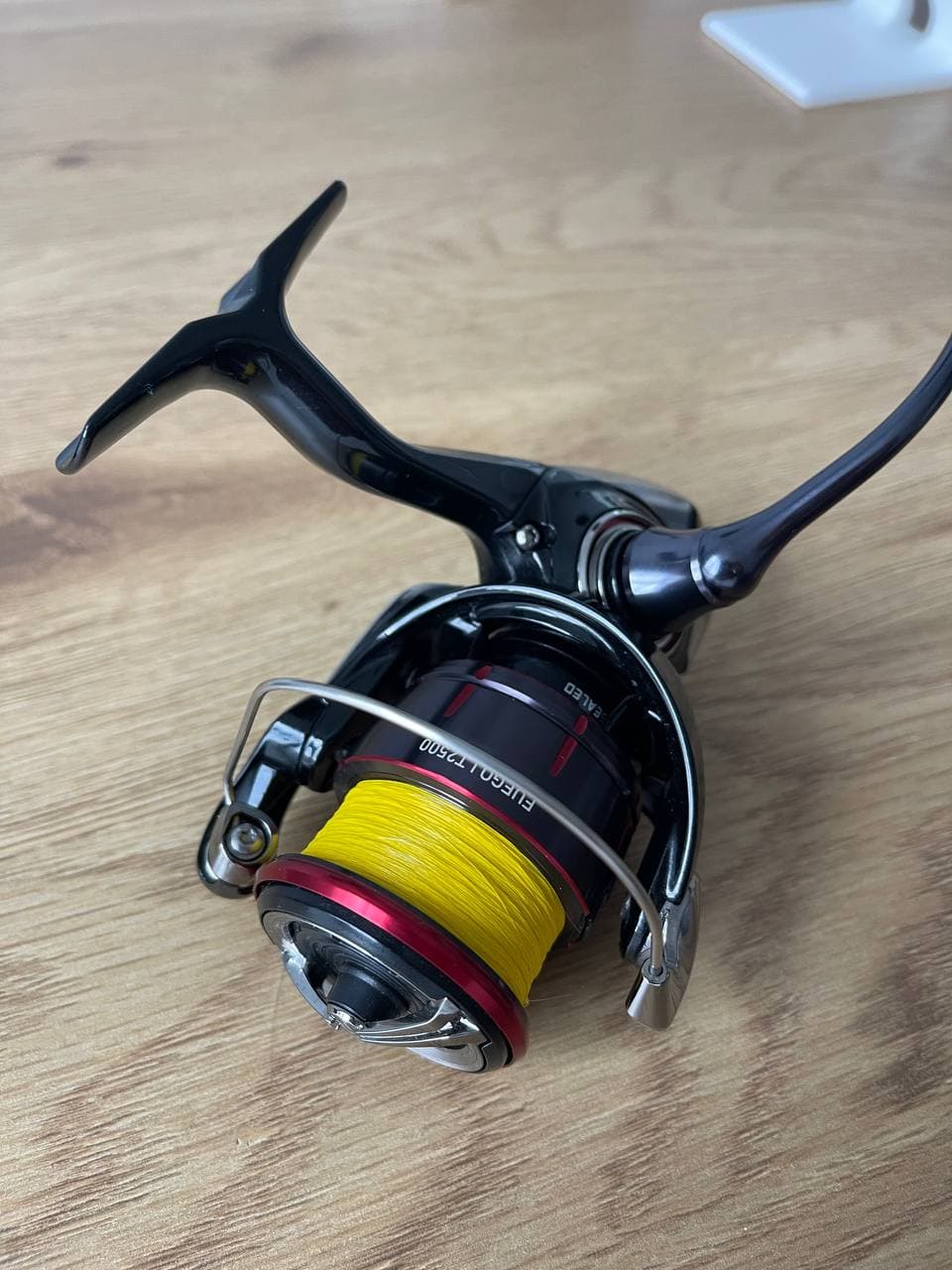 Котушка Daiwa 23 Fuego LT 2500 — фото 3 з 3