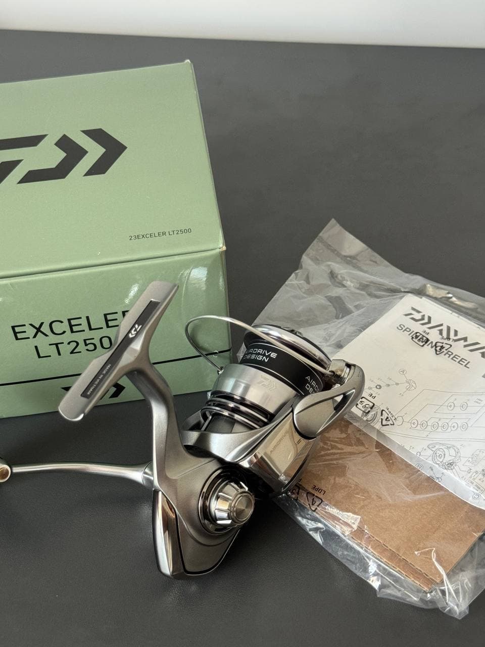 Котушка Daiwa 23 Exceler LT 2500 — фото 3 з 5