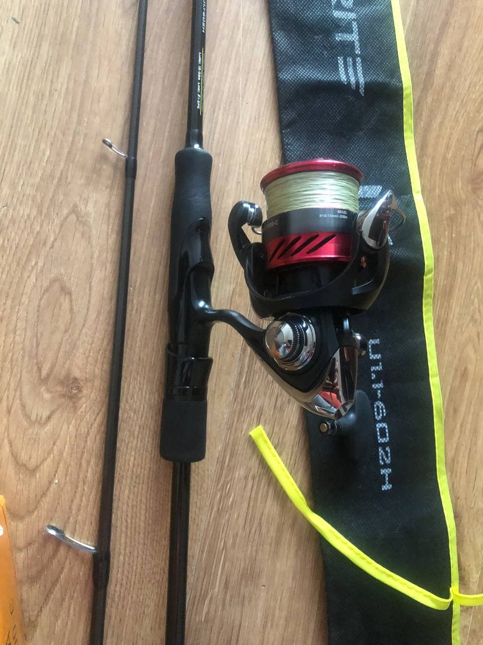 Комплект: котушка Daiwa, вудилище Favorite U1, шнур брейд 0.8