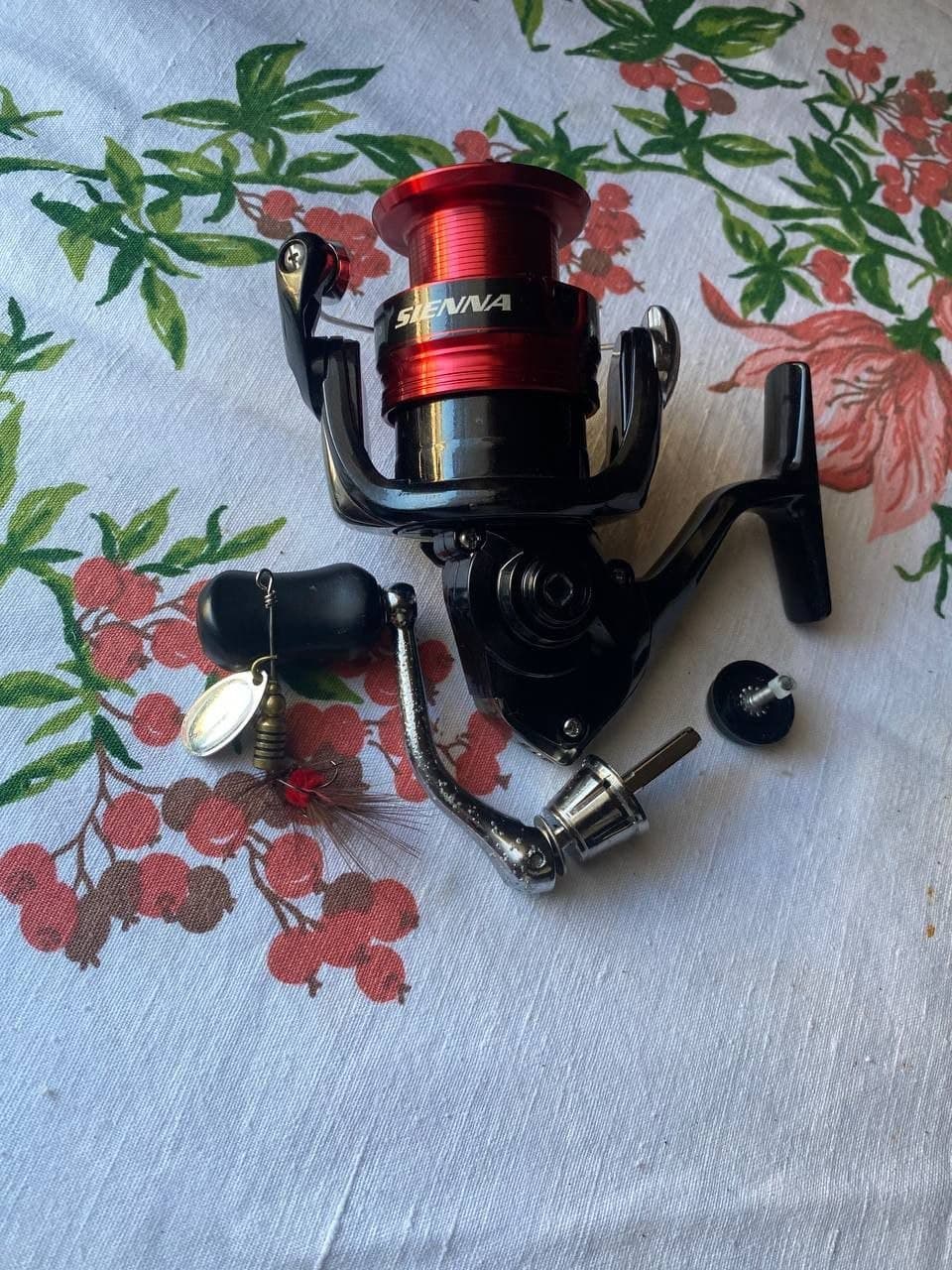 Безінерційна котушка Shimano Sienna 2500 FG, Лукнів — фото 5 з 5