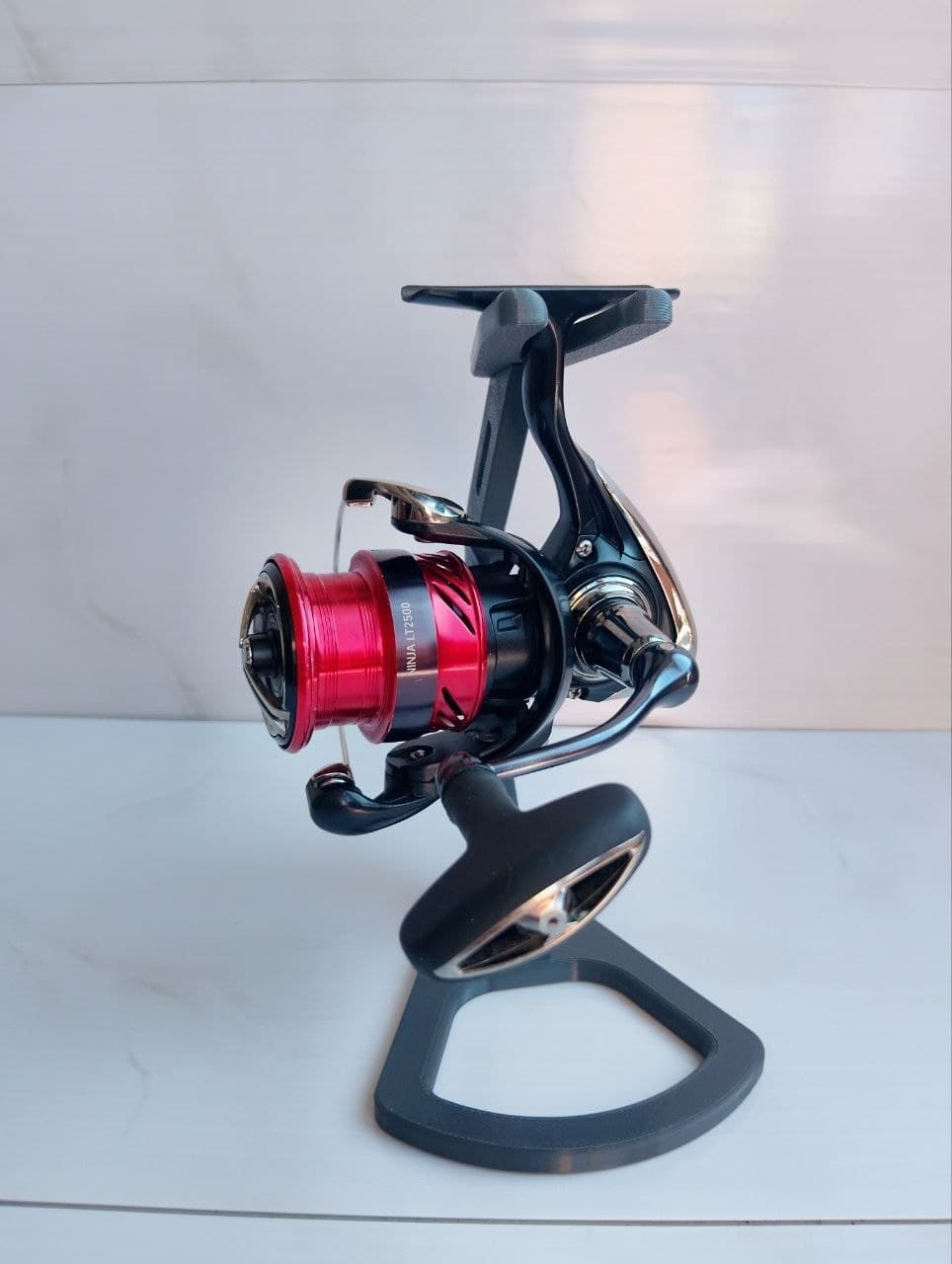 Спінінгова котушка Daiwa Ninja 23 2500