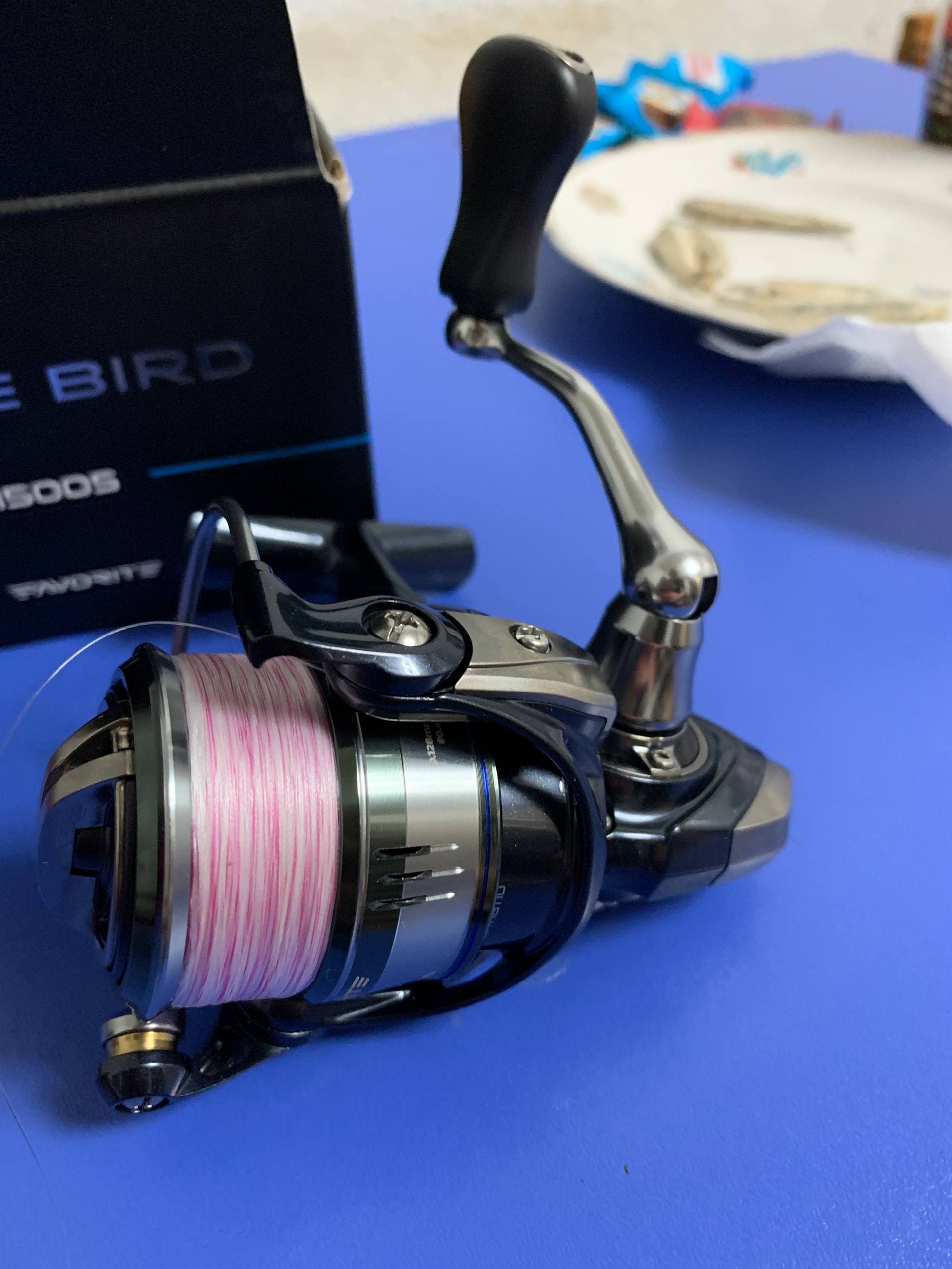 Котушка Favorite Blue Bird 1500S