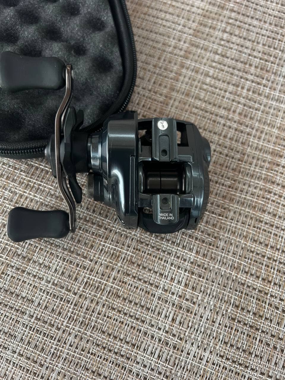 Мультиплікаторна котушка Daiwa 25 Tatula SV TW 100XH — фото 3 з 4