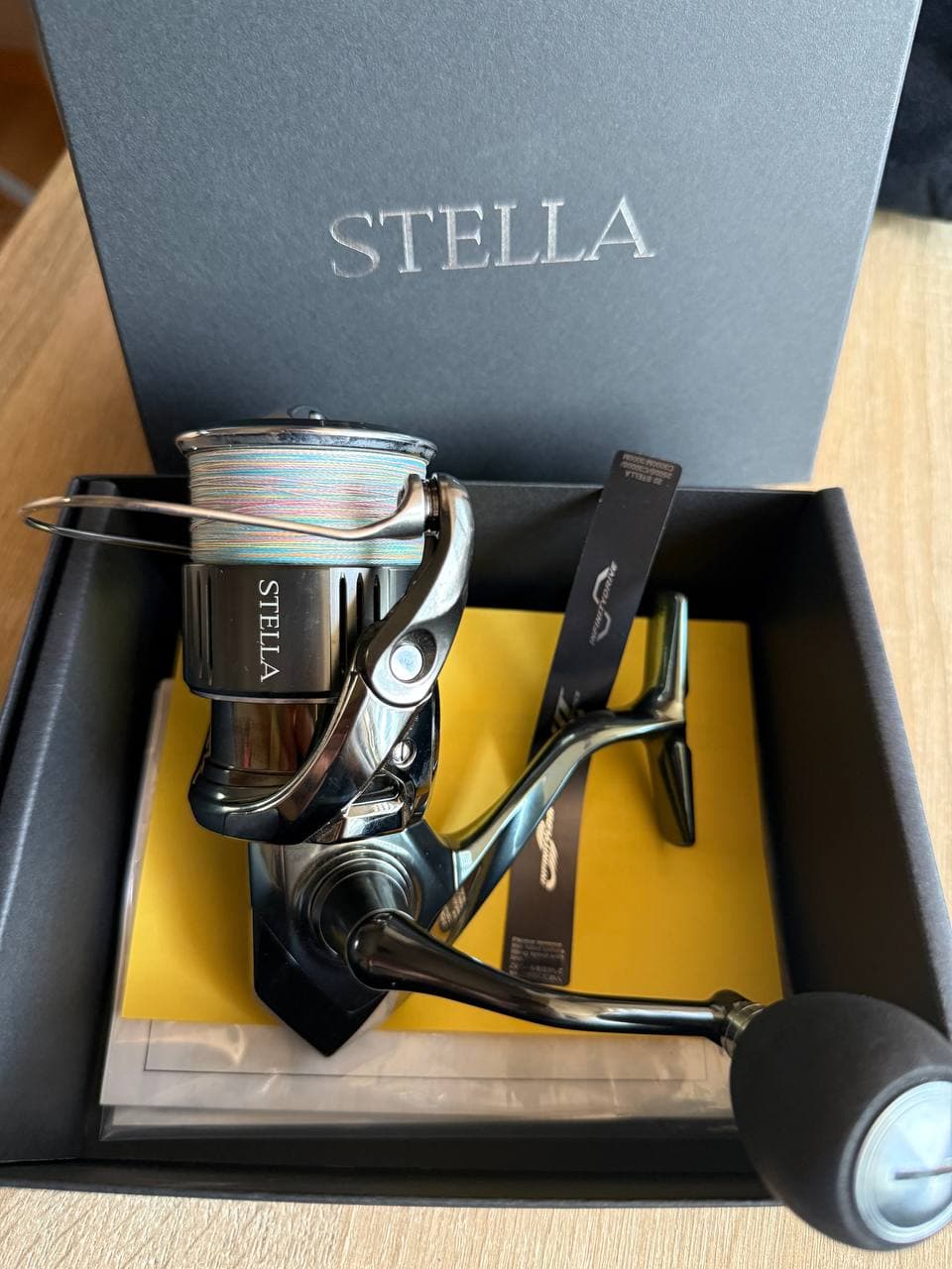Котушка Shimano Stella 2022 4000XG — фото 4 з 5