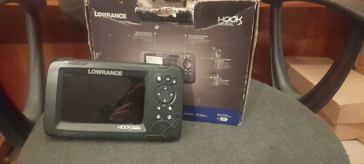 Ехолот Lowrance Hook Reveal 5, Чернігів, Чернігівська обл. — фото 2 з 4