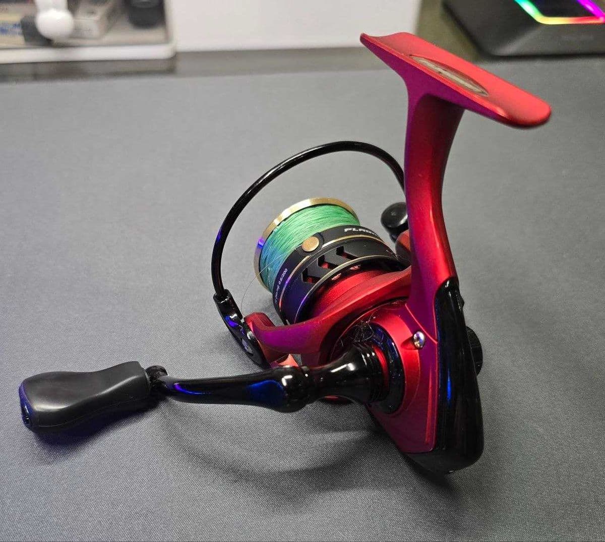 Котушки Flagman RedFire 2000S і Daiwa Sweepfire 3000, Одеса, Одеська обл. — фото 2 з 5