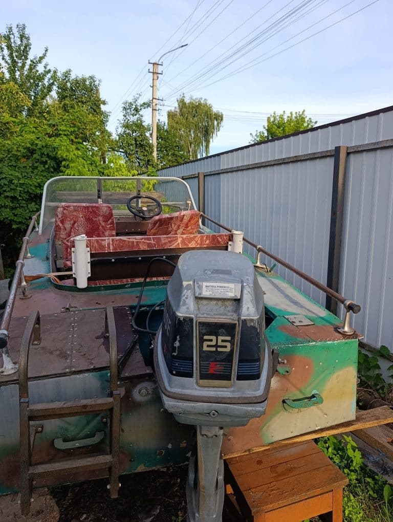 Човен МКМ прогулянковий з двигуном Evinrude 25, Сновськ, Чернігівська обл. — фото 3 з 4