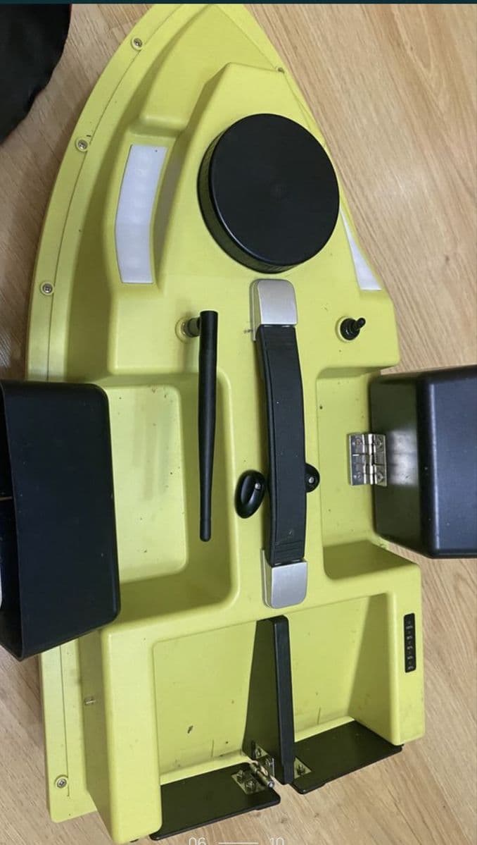 Прикормковий кораблик з ехолотом і GPS, Запоріжжя, Запорізька обл.