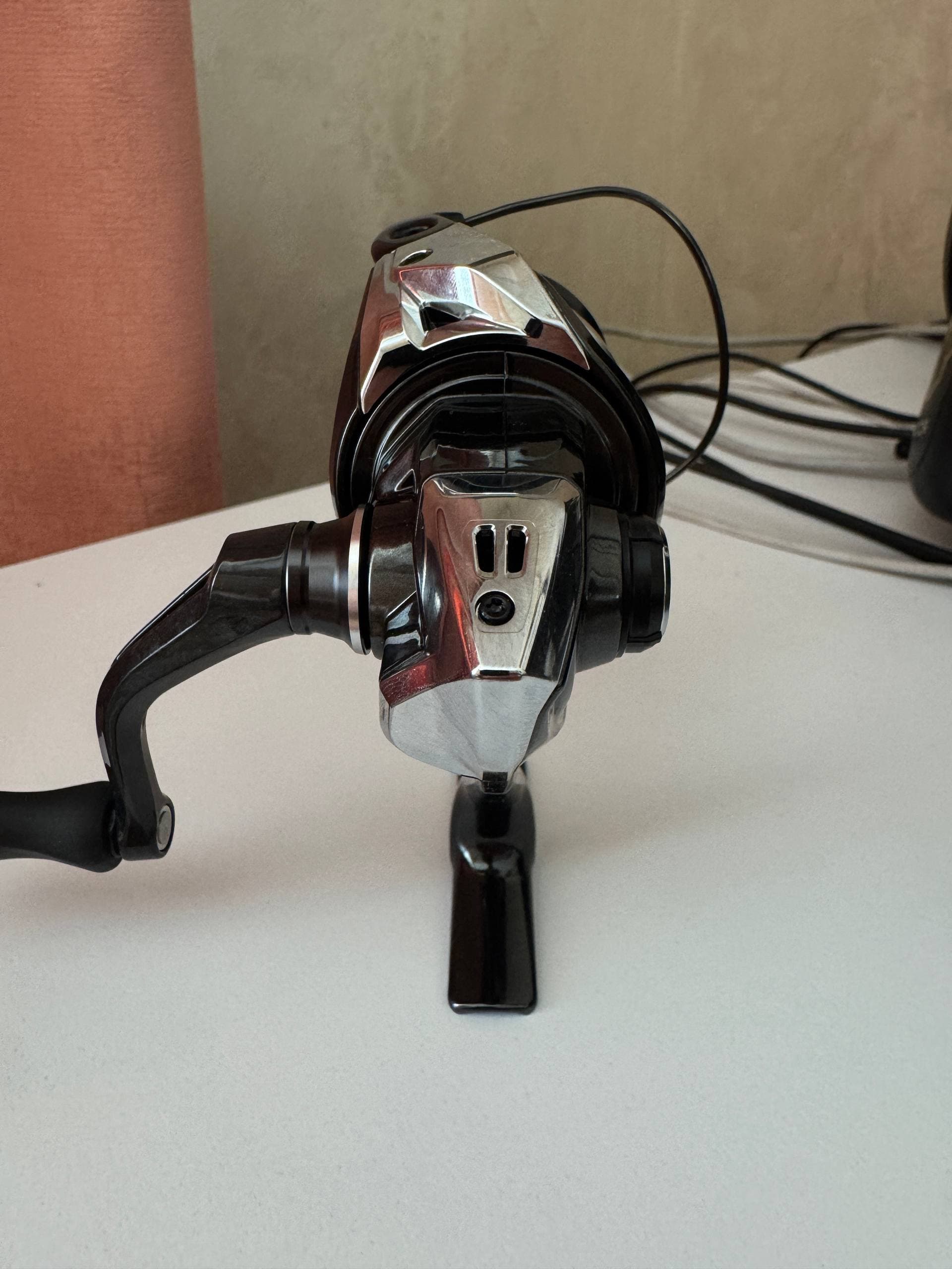 Спінінгова котушка Shimano Vanquish 2500S