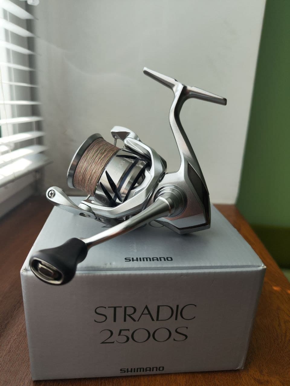 Котушка Shimano Stradic 2500S 5.1:1