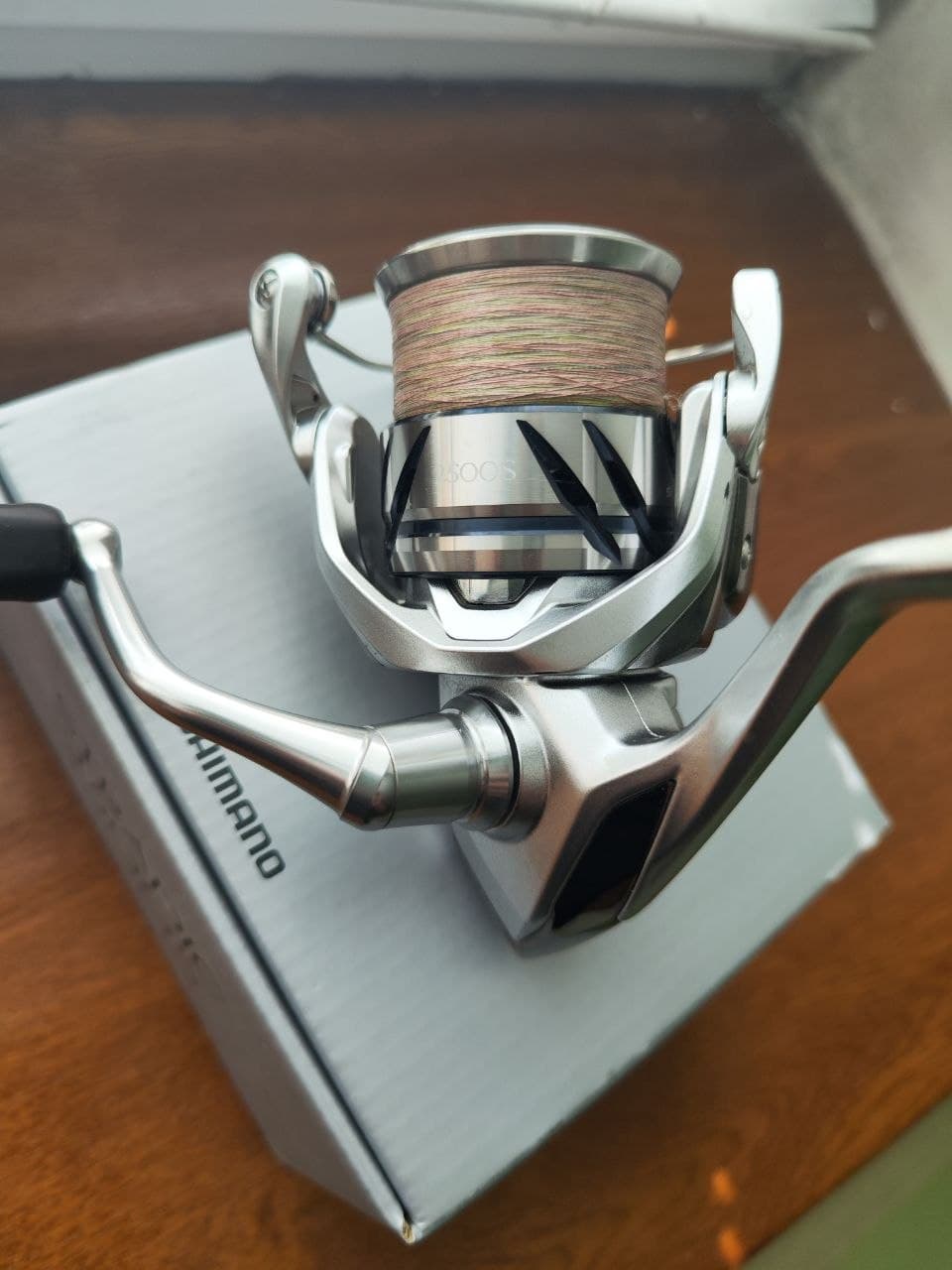 Котушка Shimano Stradic 2500S 5.1:1 — фото 3 з 4