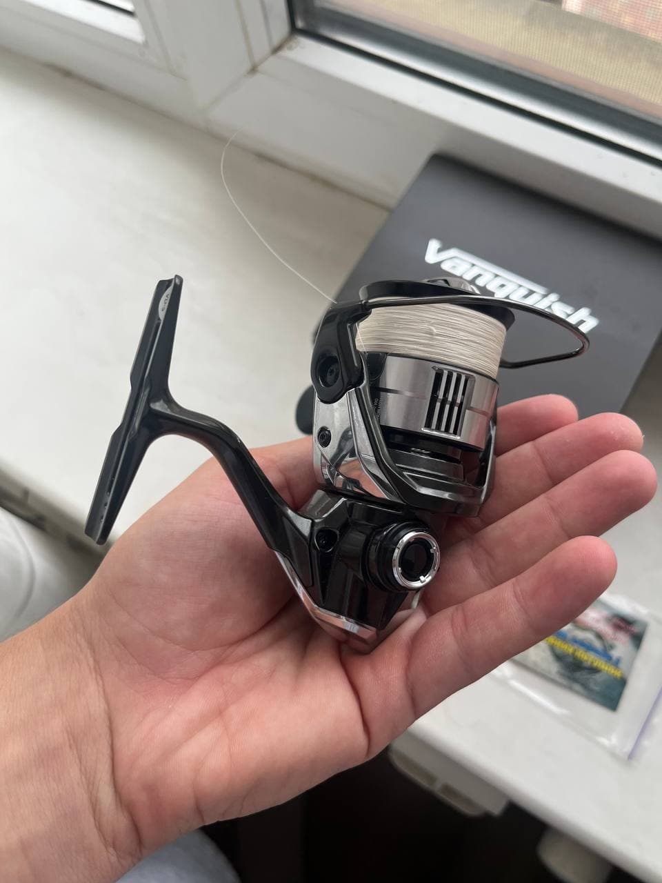 Котушка Shimano Vanquish 23 C2500S — фото 3 з 5